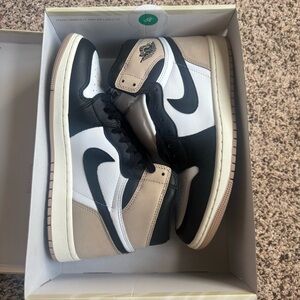 Air Jordan 1 retro high OG shoes womens 9